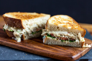 Jackfruit-Tuna-Melt-Sandwich-69